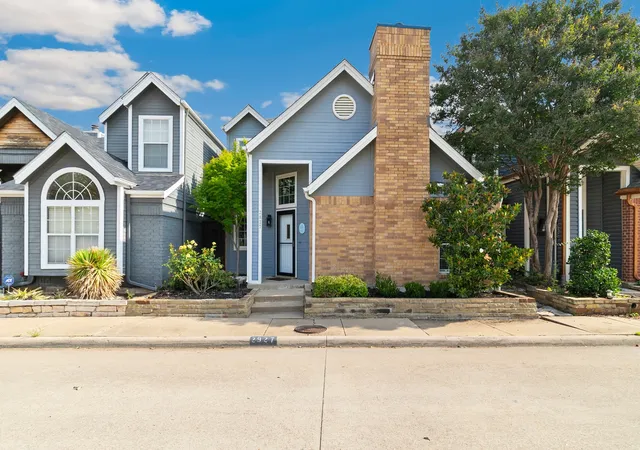 Photo 1 of Sale Pending at 2927 S Bend Dr, Dallas, TX 75229 | MLS# 21282917 | Listing updated on 2026-10-06
