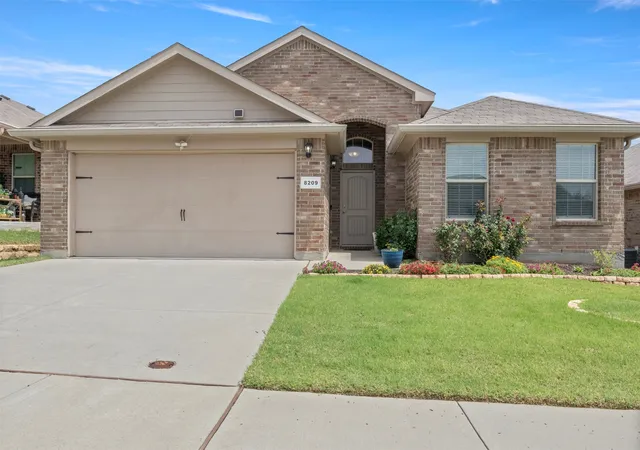Photo 1 of Sale Pending at 8209 Karole Dr, Fort Worth, TX 76120 | MLS# 21282103 | Listing updated on 2026-08-21