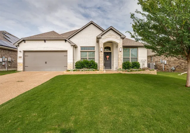 Homes for sale in Melissa, TX | 4014 Whitetail Ln, Melissa, TX 75454 | MLS# 21283511