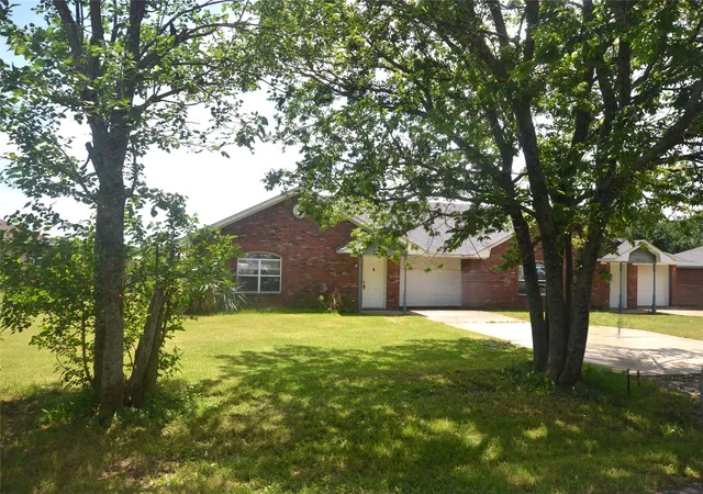 Homes for sale in Pottsboro, TX | 105 Bryant St #2, Pottsboro, TX 75076 | MLS# 21282805