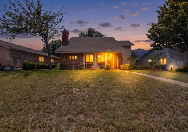 Photo 2 of Single family home for sale at 5513 Galaxie Rd, Garland, TX 75044 | MLS# 21284214 | Listing updated on 2026-09-30