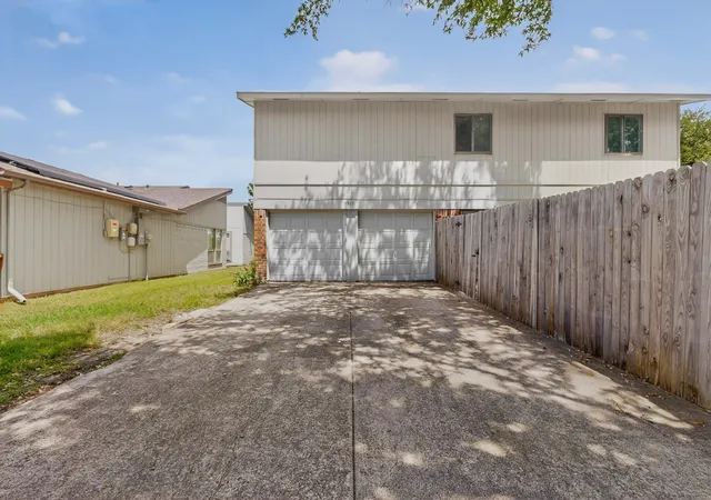 Photo 38 of Single family home for sale at 5513 Galaxie Rd, Garland, TX 75044 | MLS# 21284214 | Listing updated on 2026-09-30