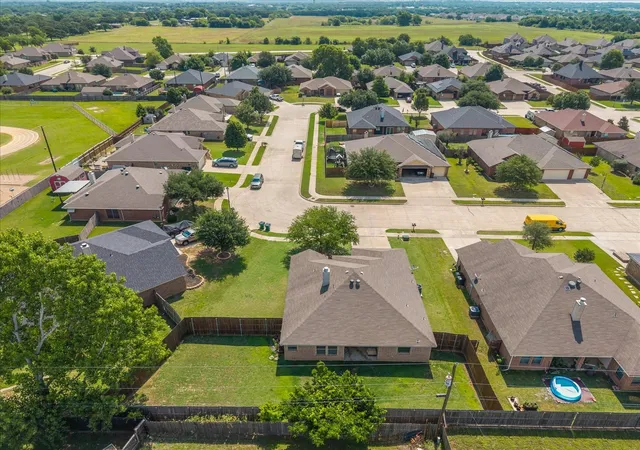 Homes for sale in Joshua, TX | 604 W Sheila Cir, Joshua, TX 76058 | MLS# 21277916