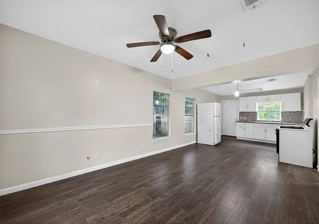 Homes for sale in Dallas, TX | 3102 Kellogg Ave, Dallas, TX 75216 | MLS# 21282395