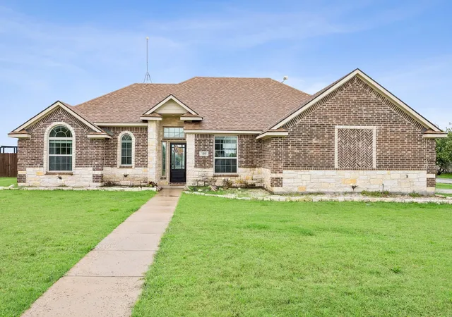Photo 1 of Single family home for sale at 2509 Hollon Dr, Caddo Mills, TX 75135 | MLS# 21283527 | Listing updated on 2026-08-28