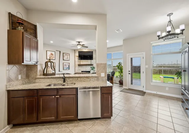 Photo 3 of Single family home for sale at 2509 Hollon Dr, Caddo Mills, TX 75135 | MLS# 21283527 | Listing updated on 2026-09-24