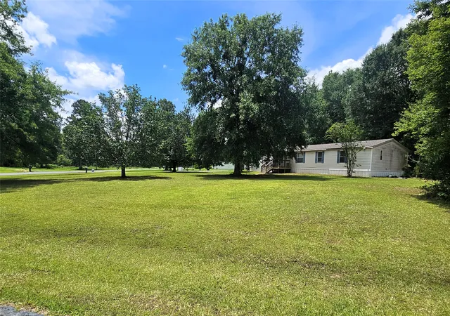 Photo 3 of Manufactured home for sale at 12910 Springhaven Dr, Keithville, LA 71047 | MLS# 21284237 | Listing updated on 2026-08-17