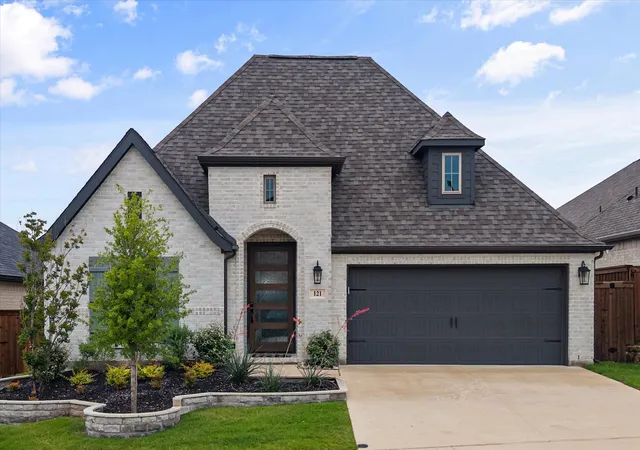 Photo 1 of Single family home for sale at 121 Tierra Blanca Ln, Rhome, TX 76078 | MLS# 21282205 | Listing updated on 2026-10-03
