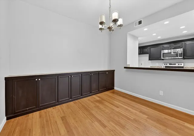 Photo 3 of Condo for sale at 8601 Park Ln #721, Dallas, TX 75231 | MLS# 21283360 | Listing updated on 2026-08-27