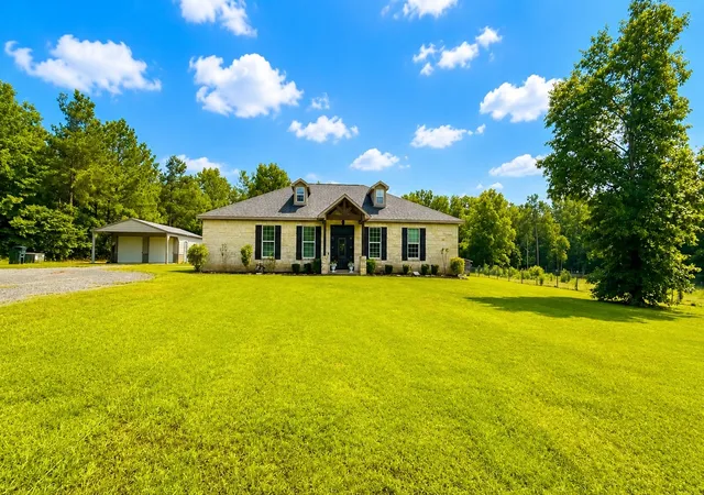 Homes for sale in Carthage, TX | 637 Cr 151, Carthage, TX 75633 | MLS# 21283506