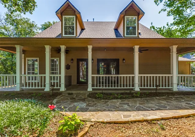 Photo 3 of Single family home for sale at 290 Aqua Marine Dr, Little Elm, TX 75068 | MLS# 21281584 | Listing updated on 2026-08-27