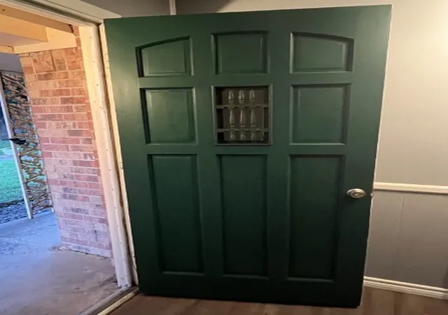 Photo 2 of Single family home for sale at 1141 Bowie St, Sulphur Springs, TX 75482 | MLS# 21284263 | Listing updated on 2026-08-28