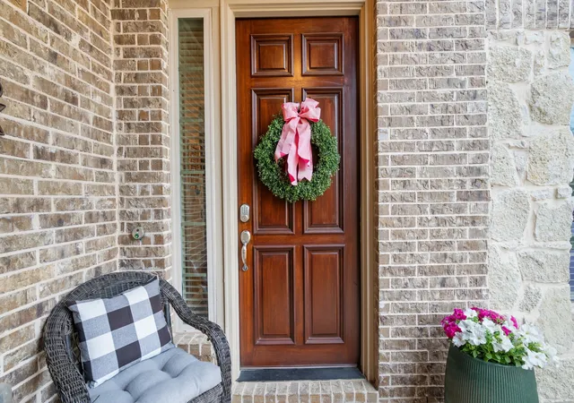 2nd image of 9409 Blackpine Ct, Lantana, TX 76226 | MLS# 21282622