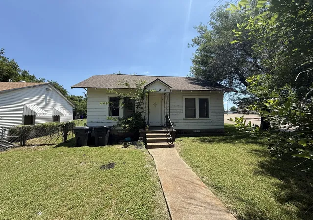 Homes for sale in Waco, TX | 1724 Mcferrin Ave, Waco, TX 76708 | MLS# 21284326