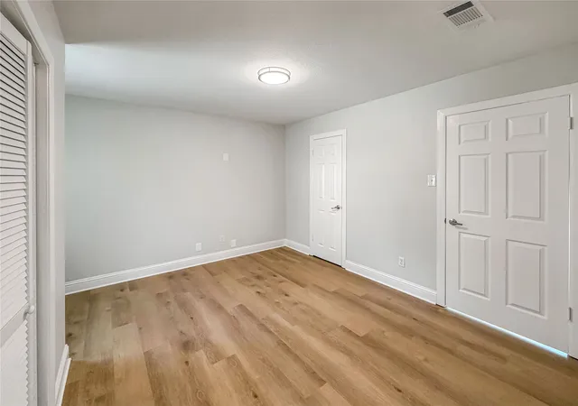 Photo 3 of Single family home for sale at 100 W Pleasantview Dr, Hurst, TX 76054 | MLS# 21284376 | Listing updated on 2026-10-31
