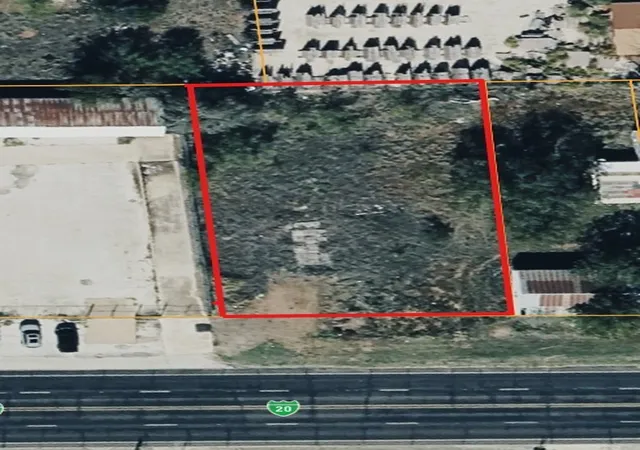 Homes for sale in Sweetwater, TX | 2407 E Broadway St, Sweetwater, TX 79556 | MLS# 21284386