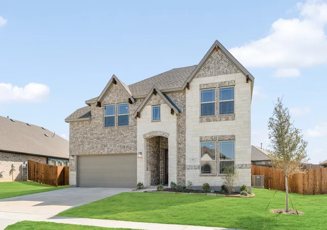 Photo 3 of Single family home for sale at 7 Grouse Cir, Sanger, TX 76266 | MLS# 21284397 | Listing updated on 2026-10-07