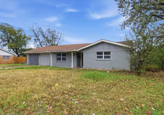 Homes for sale in Fort Worth, TX | 154 Cotillion Rd, Fort Worth, TX 76134 | MLS# 21284417