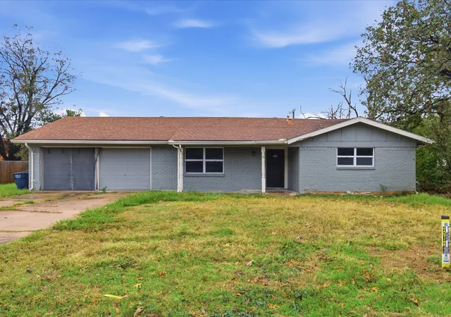 Homes for sale in Fort Worth, TX | 154 Cotillion Rd, Fort Worth, TX 76134 | MLS# 21284417
