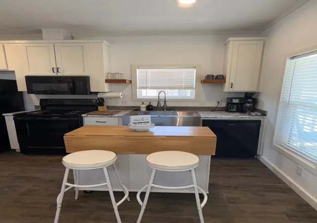 Photo 3 of Manufactured home for sale at 275 Indian Gap, Quitman, TX 75783 | MLS# 21282876 | Listing updated on 2026-08-13