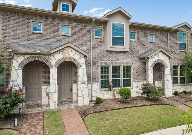 Photo 1 of Single family home for sale at 3121 Solana Cir, Denton, TX 76207 | MLS# 21284320 | Listing updated on 2026-08-04