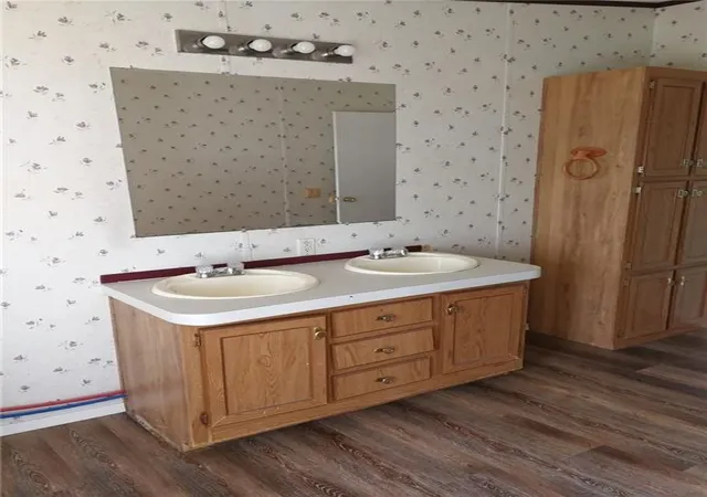 Photo 3 of Manufactured home for sale at 120 Pine Ridge Cir, Sherman, TX 75092 | MLS# 21284466 | Listing updated on 2026-07-07