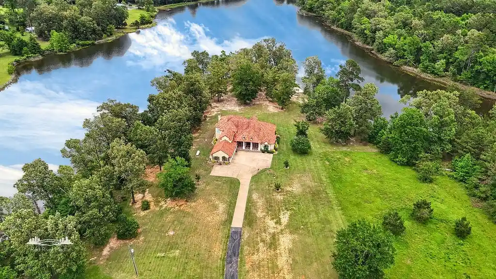 Single family home for sale at 627 Levite Rd, Mansfield, LA 71052 | MLS# 21282405
