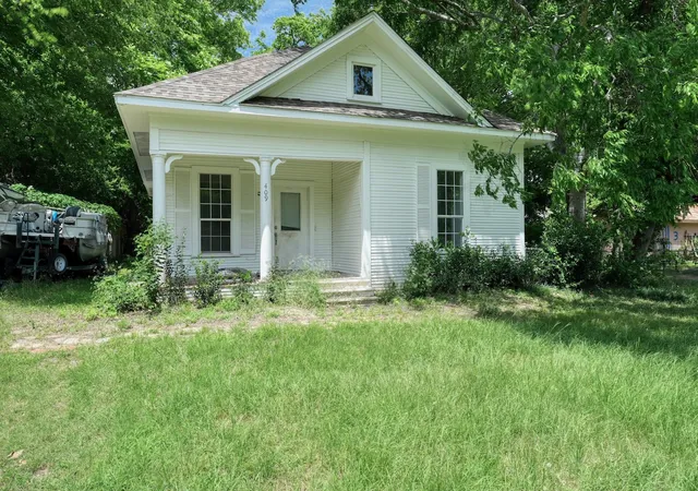 Homes for sale in Lindale, TX | 409 S Boyd St, Lindale, TX 75771 | MLS# 21284518