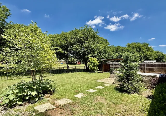 Homes for sale in Crowley, TX | 1144 Switchgrass Ln, Crowley, TX 76036 | MLS# 21284493