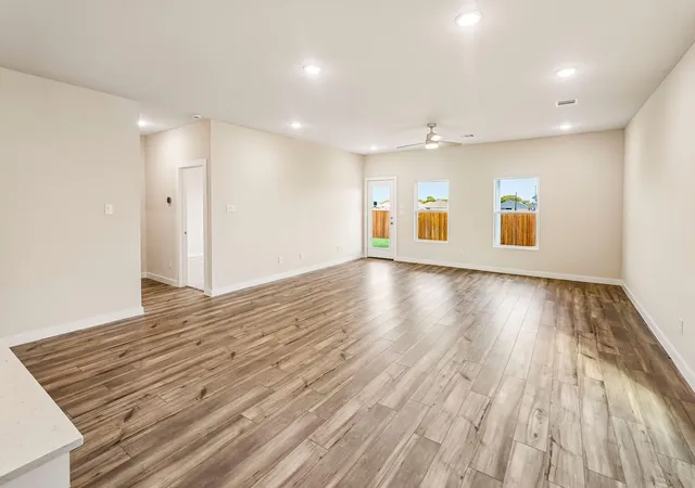 Photo 3 of Single family home for sale at 356 Declan St, Springtown, TX 76082 | MLS# 21284595 | Listing updated on 2026-10-06