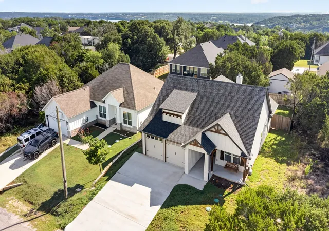 Homes for sale in Granbury, TX | 4825 Wichita St, Granbury, TX 76048 | MLS# 21283803