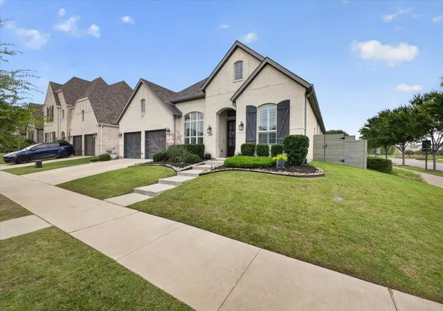Homes for sale in Argyle, TX | 1100 13Th St, Argyle, TX 76226 | MLS# 21284658