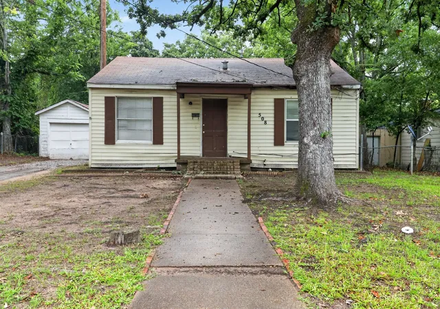 Homes for sale in Tyler, TX | 508 Southgate Ave, Tyler, TX 75702 | MLS# 21284654
