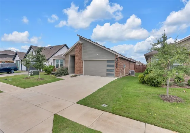 Homes for sale in Alvarado, TX | 732 Trinity Park Trl, Alvarado, TX 76009 | MLS# 21284409