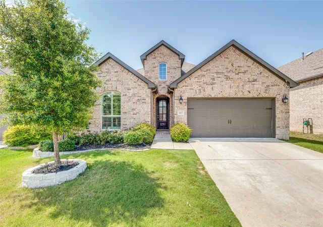 Photo 1 of Sale Pending at 1637 Snowdrop Dr, Prosper, TX 75078 | MLS# 21284678 | Listing updated on 2026-08-28
