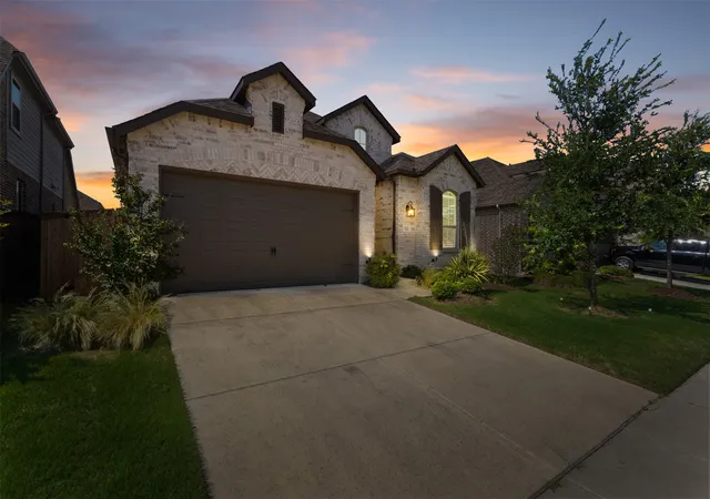 Photo 1 of Single family home for sale at 1916 Pelham Dr, Aubrey, TX 76227 | MLS# 21284731 | Listing updated on 2026-08-22
