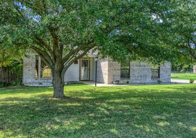 Homes for sale in Gordonville, TX | 99 Catamaran Ct, Gordonville, TX 76245 | MLS# 21284264