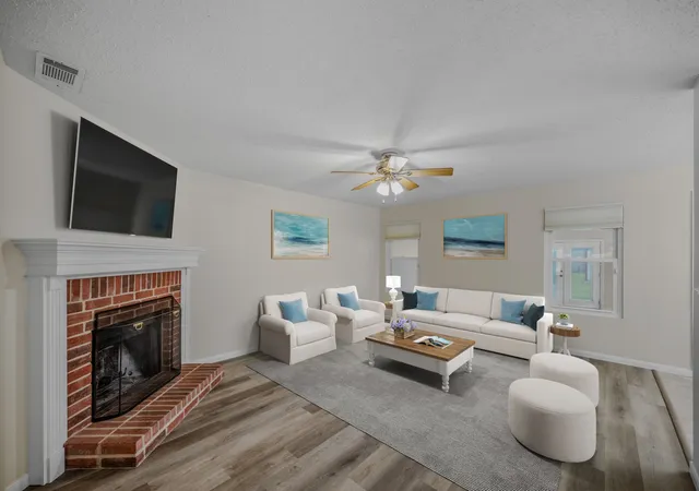 Photo 2 of Single family home for sale at 5312 Emmeryville Ln, Fort Worth, TX 76244 | MLS# 21284287 | Listing updated on 2026-08-21