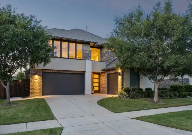 Homes for sale in Frisco, TX | 636 Benalla Dr, Frisco, TX 75036 | MLS# 21281137
