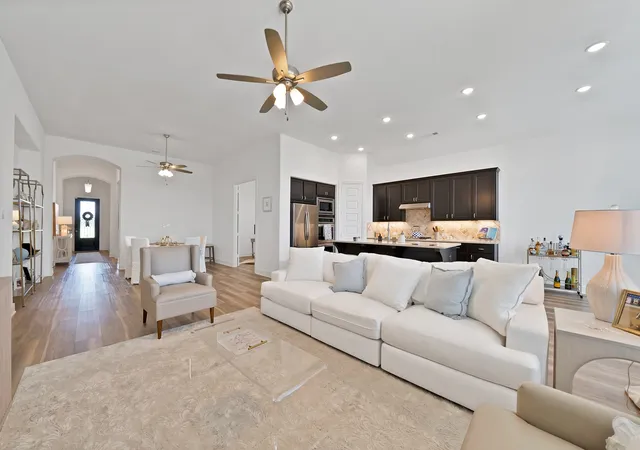 Photo 2 of Single family home for sale at 1709 Shetland Rd, Aubrey, TX 76227 | MLS# 21273817 | Listing updated on 2026-10-07