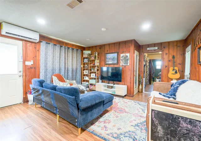 Photo 4 of Sale Pending at 5073 State Hwy 7, Marlin, TX 76661 | MLS# 21284819 | Listing updated on 2026-08-18