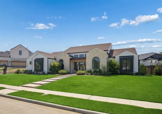 Homes for sale in Colleyville, TX | 5807 Preston Wy, Colleyville, TX 76034 | MLS# 21280615