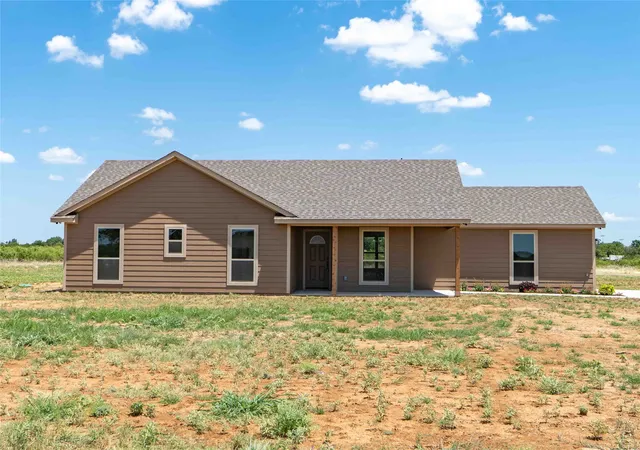 Photo 4 of Single family home for sale at 507 Crusher Rd, Jacksboro, TX 76458 | MLS# 21284913 | Listing updated on 2026-08-22