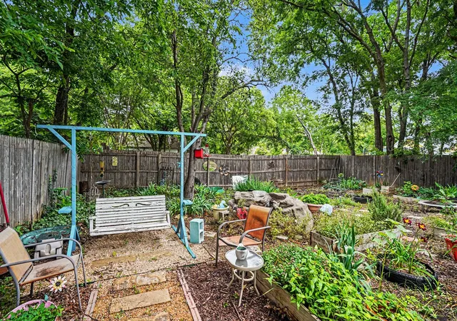 Homes for sale in Gainesville, TX | 1327 Lanius St, Gainesville, TX 76240 | MLS# 21284905