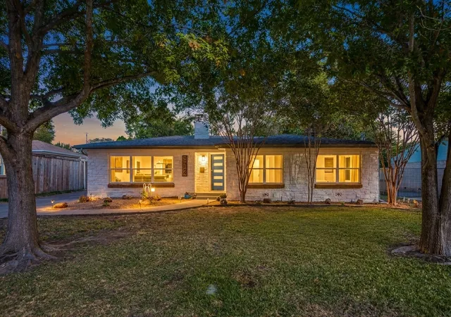 4th image of 3524 Rashti Ct, Fort Worth, TX 76109 | MLS# 21284475