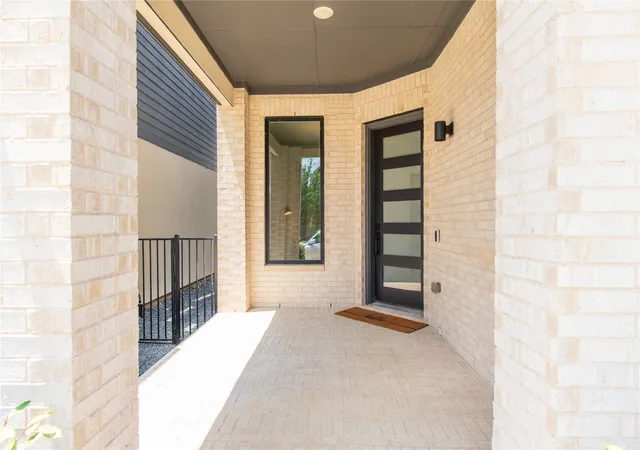 Photo 4 of Sale Pending at 7228 Collin Mckinney Pkwy, Mc Kinney, TX 75070 | MLS# 21282148 | Listing updated on 2026-07-14
