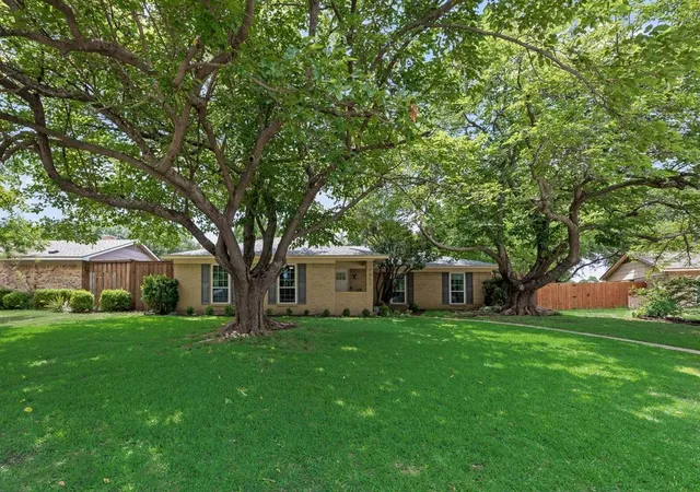 Homes for sale in Richardson, TX | 1511 Richland Dr, Richardson, TX 75081 | MLS# 21284640