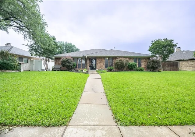Photo 2 of Single family home for sale at 2223 Valley Mill, Carrollton, TX 75006 | MLS# 21285087 | Listing updated on 2026-10-01