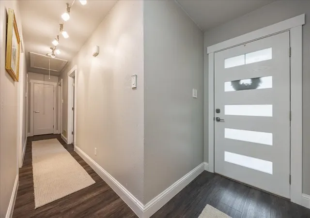 Photo 3 of Single family home for sale at 2223 Valley Mill, Carrollton, TX 75006 | MLS# 21285087 | Listing updated on 2026-10-01