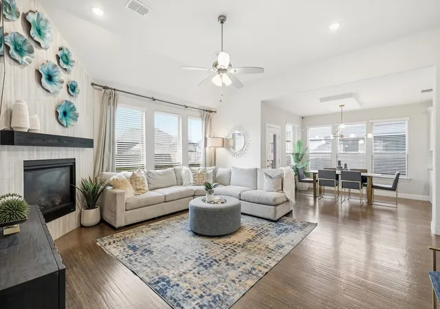 4th image of 700 Sahallee Dr, Frisco, TX 75033 | MLS# 21283601